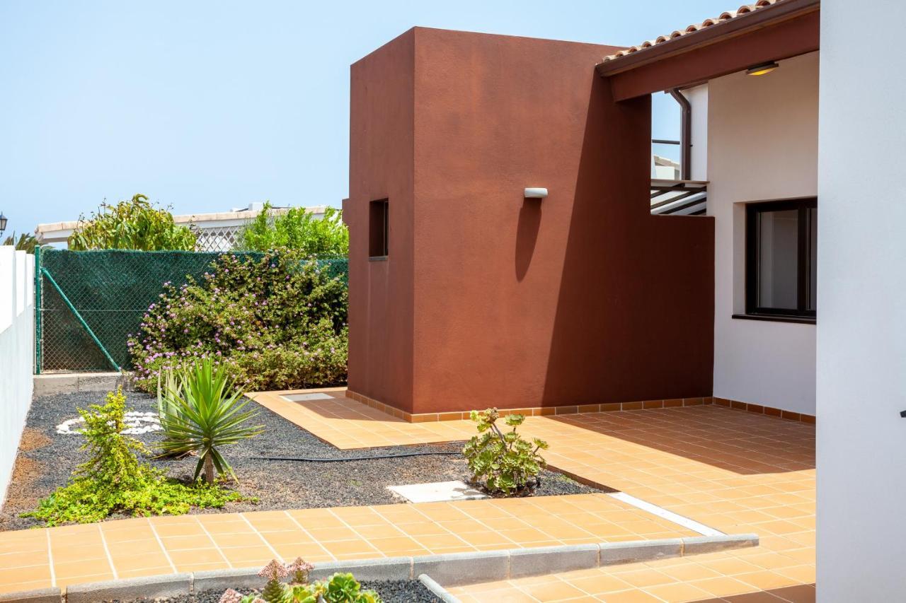 Villa Esmeralda 25 Golf Private Pool Caleta De Fuste By Holidays Home エクステリア 写真